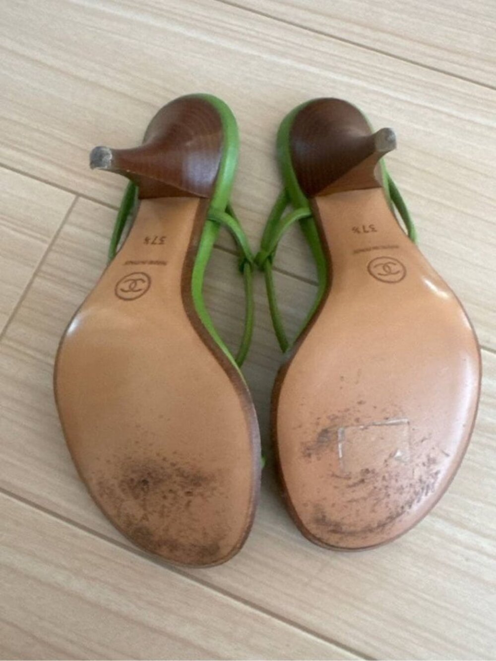 Chanel Ladybug Sandals Green Vintage - Picture 6 of 9